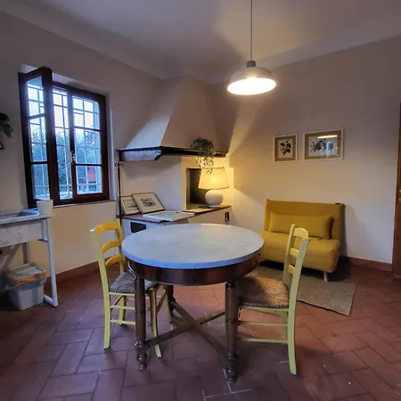 Casa Fleurdelys Toscana アパート